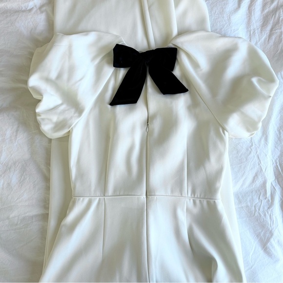 NWT Antonio Melani White Jumpsuit, size 4 - Picture 3 of 7